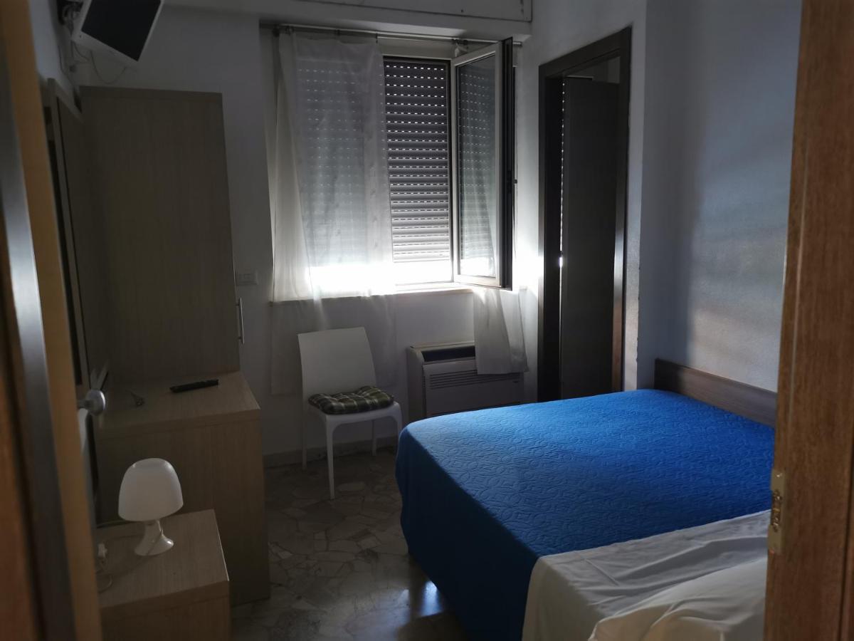Hotel Bissi 米兰 客房 照片