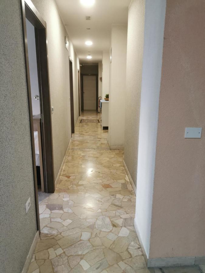 Hotel Bissi 米兰 外观 照片