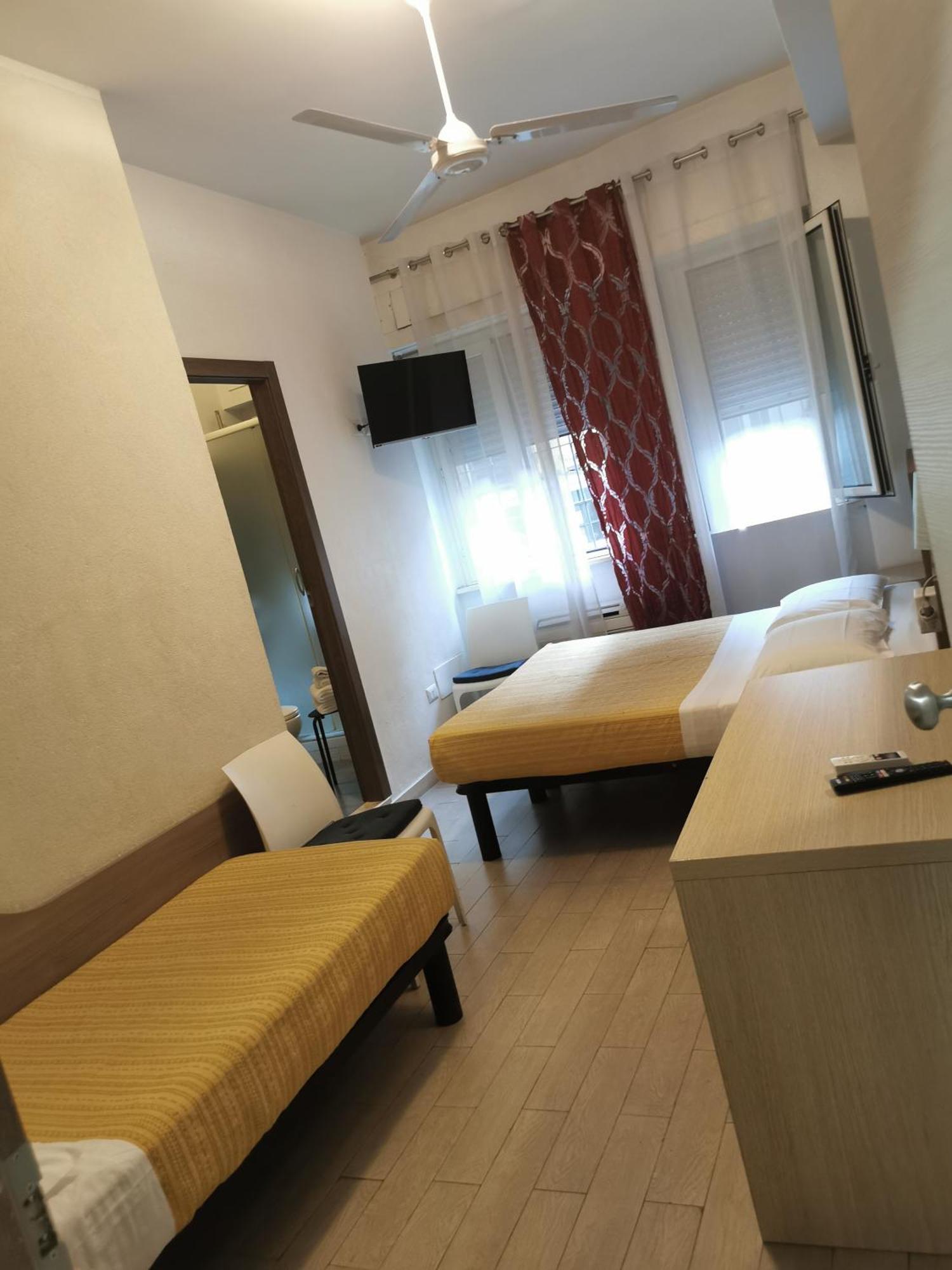 Hotel Bissi 米兰 客房 照片