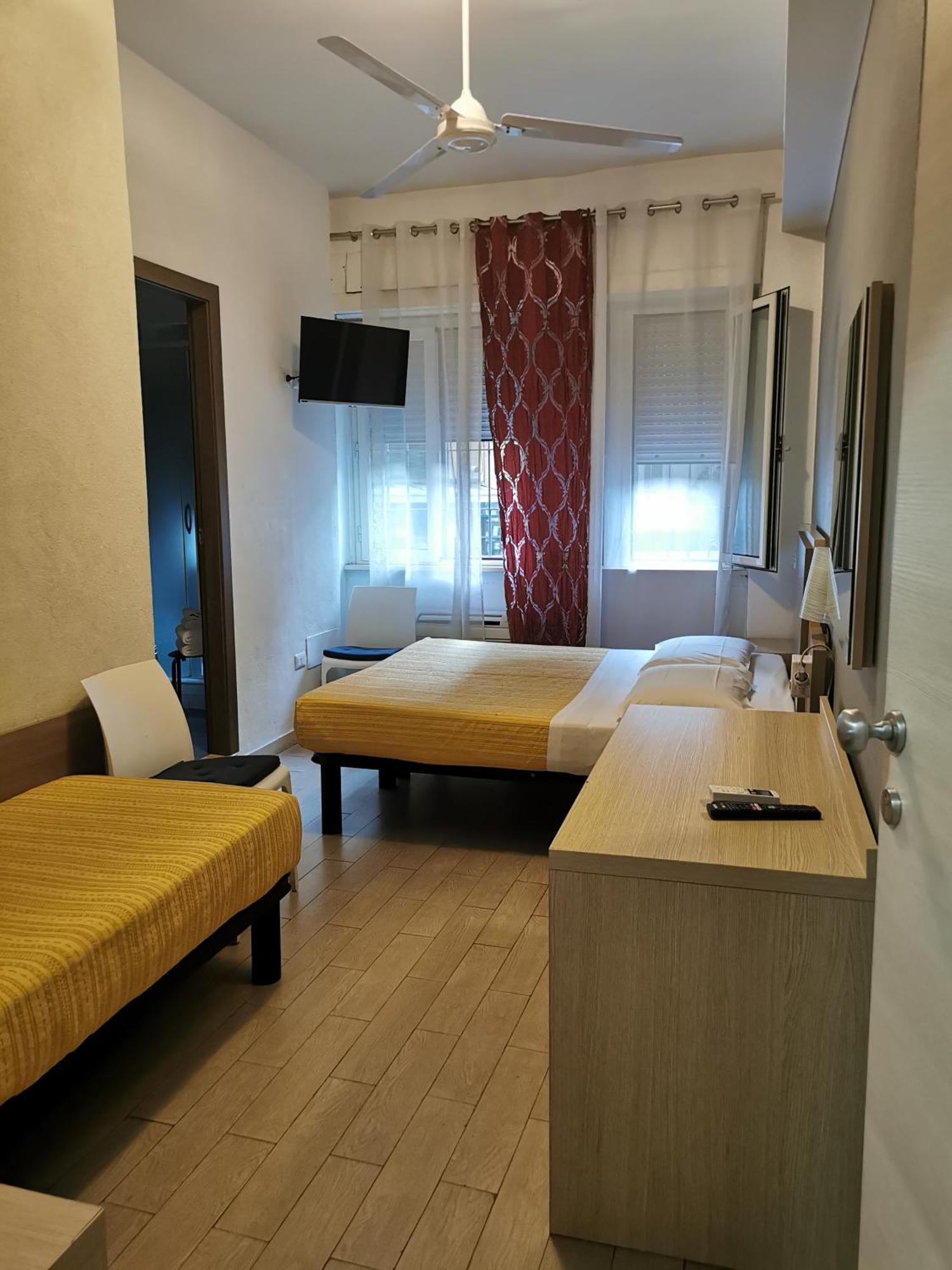 Hotel Bissi 米兰 客房 照片