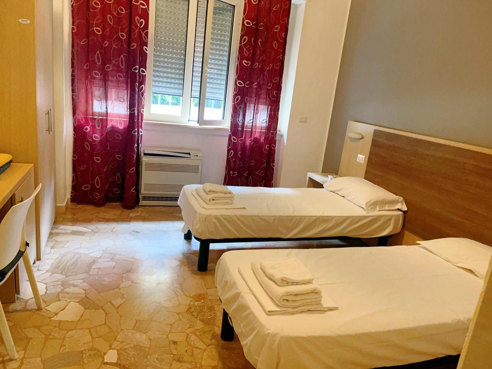 Hotel Bissi 米兰 外观 照片